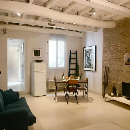 Very In Santa Croce - Amazing For Two Guests 아파트